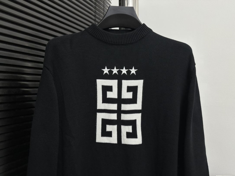 Givenchy Sweaters